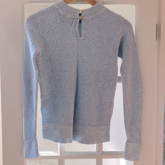 XS light blue sweater. Loft. - Picture 2 of 3